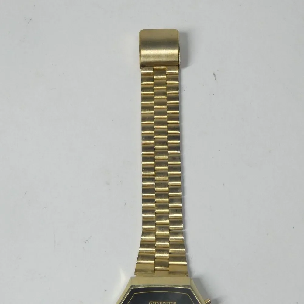 Dynamic LCD Quartz Watch Vintage Goldtone Black Hong Kong Wristwatch